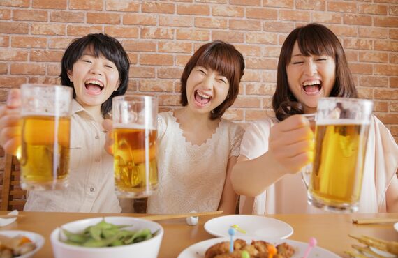 薬院で人気のもつ鍋をご提供しているお店は女子会にもぴったりの空間です